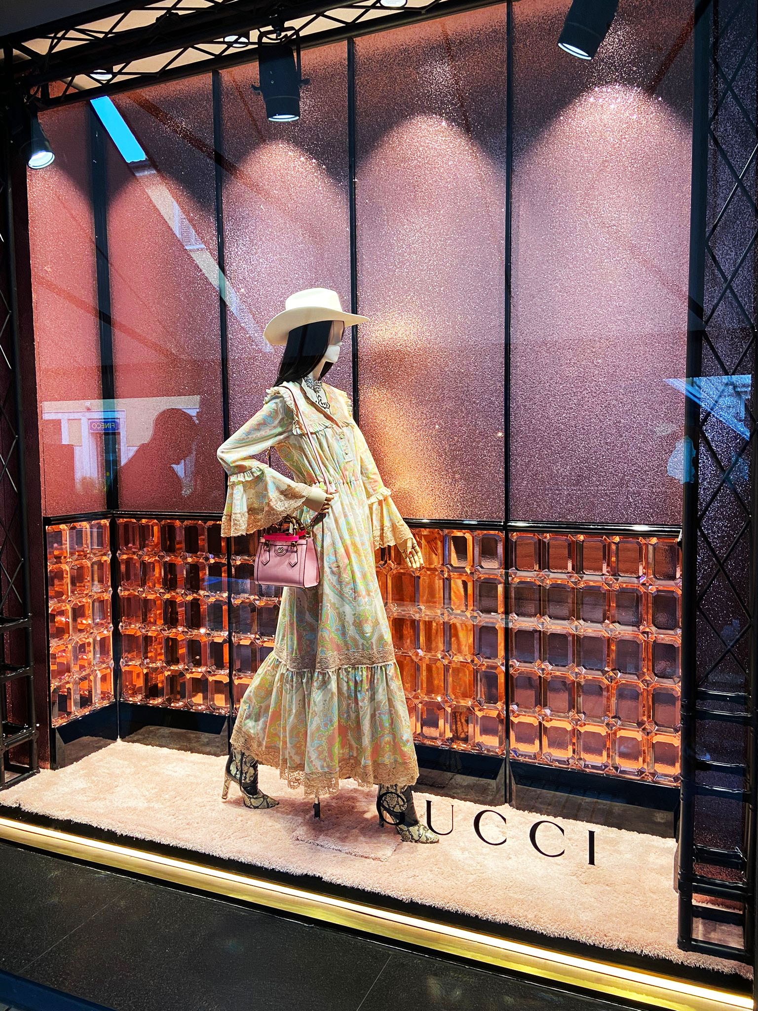 PARDGROUP , Gucci Window Display, Mantova, May 2022