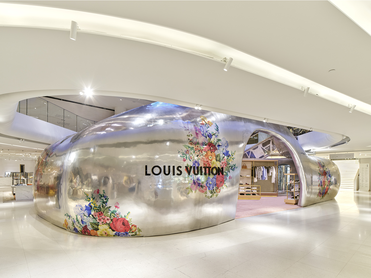 Louis vuitton headquarters in spain—creation of a new reception