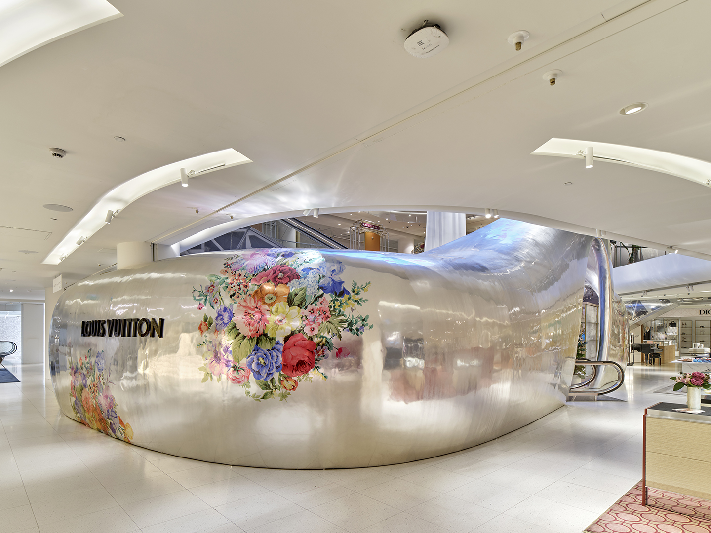 Louis vuitton headquarters in spain—creation of a new reception