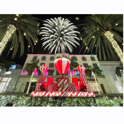 Up, Up & Away, Holiday! Rodeo Drive Holiday Celebration