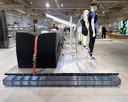 On Running - Cloudsurfer Max “The Big Softie” Campaign Fashion Island