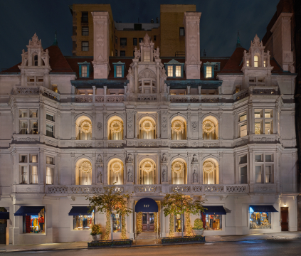 Ralph Lauren Madison Avenue Men\'s Holiday Windows 2025