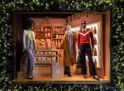 Saks x Holiday Windows 