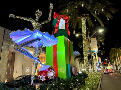 Rodeo Drive, \"Enchanted Holiday Dreams\" 