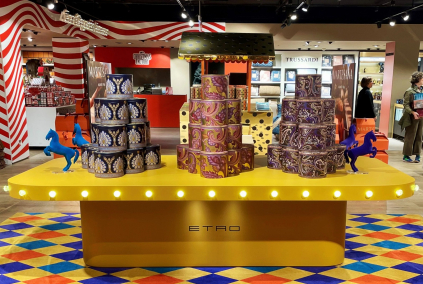 Etro Holiday Pop Up, Rinascente Milan, Lombardia, IT