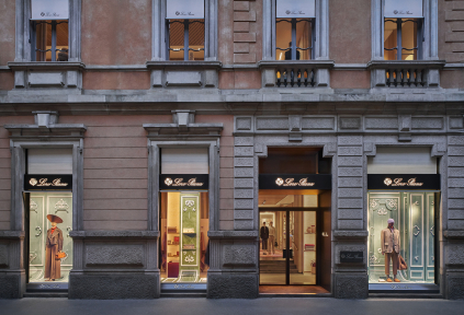 Loro Piana – Window Display