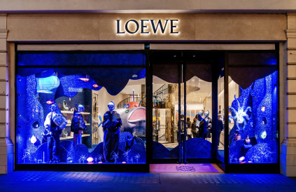 Loewe – Window Display