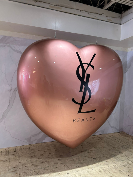 Saint Laurent – Pop-Up